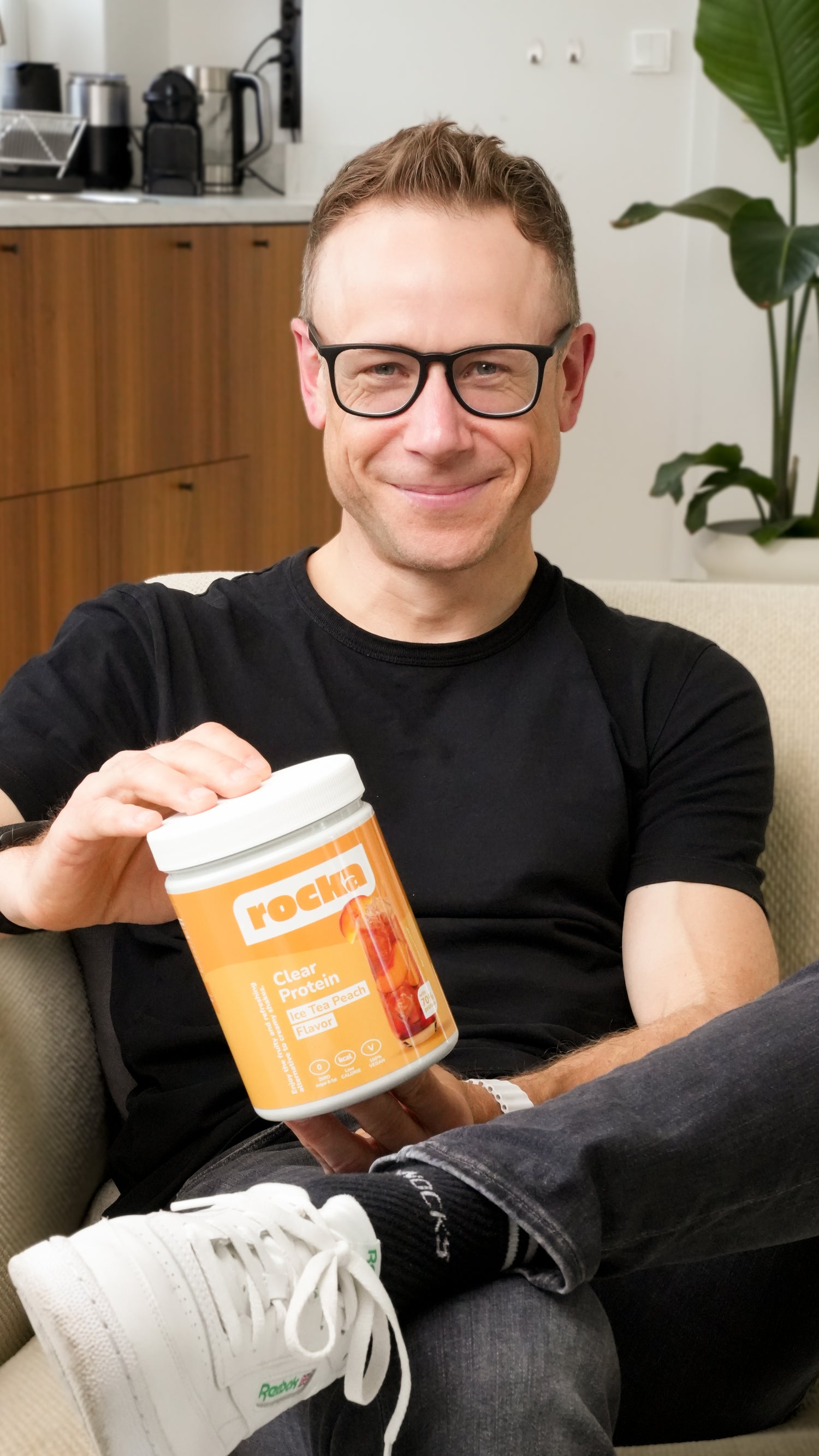 Clear Protein erklärt: Die fruchtige Abwechslung zum cremigen Shake